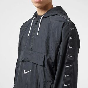 Vintage Nike Black Windbreaker with Hood